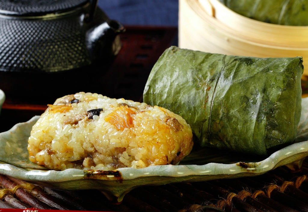 Sticky Rice Wrapped in Lotus Leaf - 荷香珍珠雞